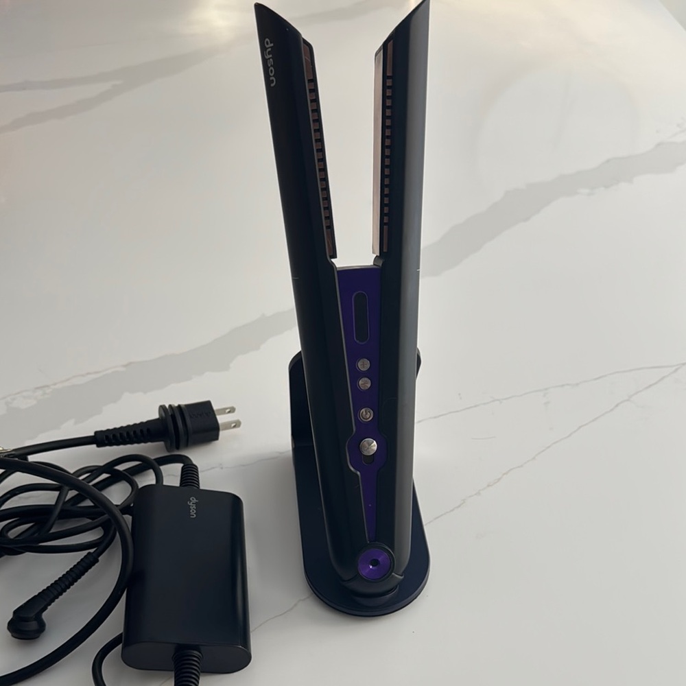 Dyson Hair Straightener in Black and Purple